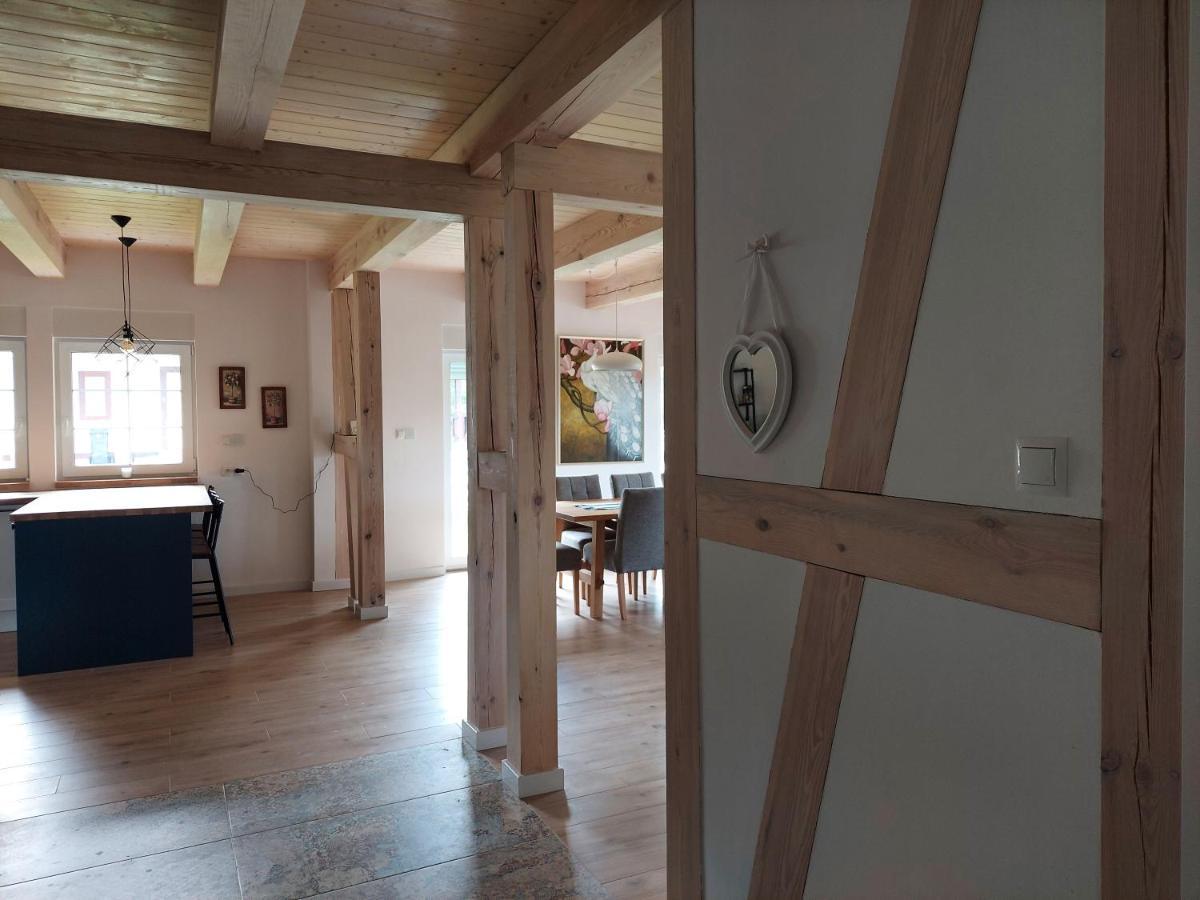 Greyowka Dom Kryty Strzecha W Gardna Park Villa Czysta Eksteriør billede