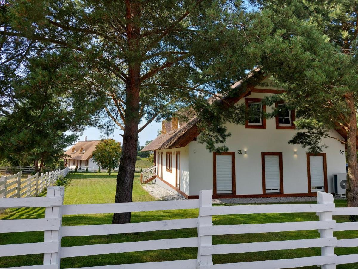 Greyowka Dom Kryty Strzecha W Gardna Park Villa Czysta Eksteriør billede